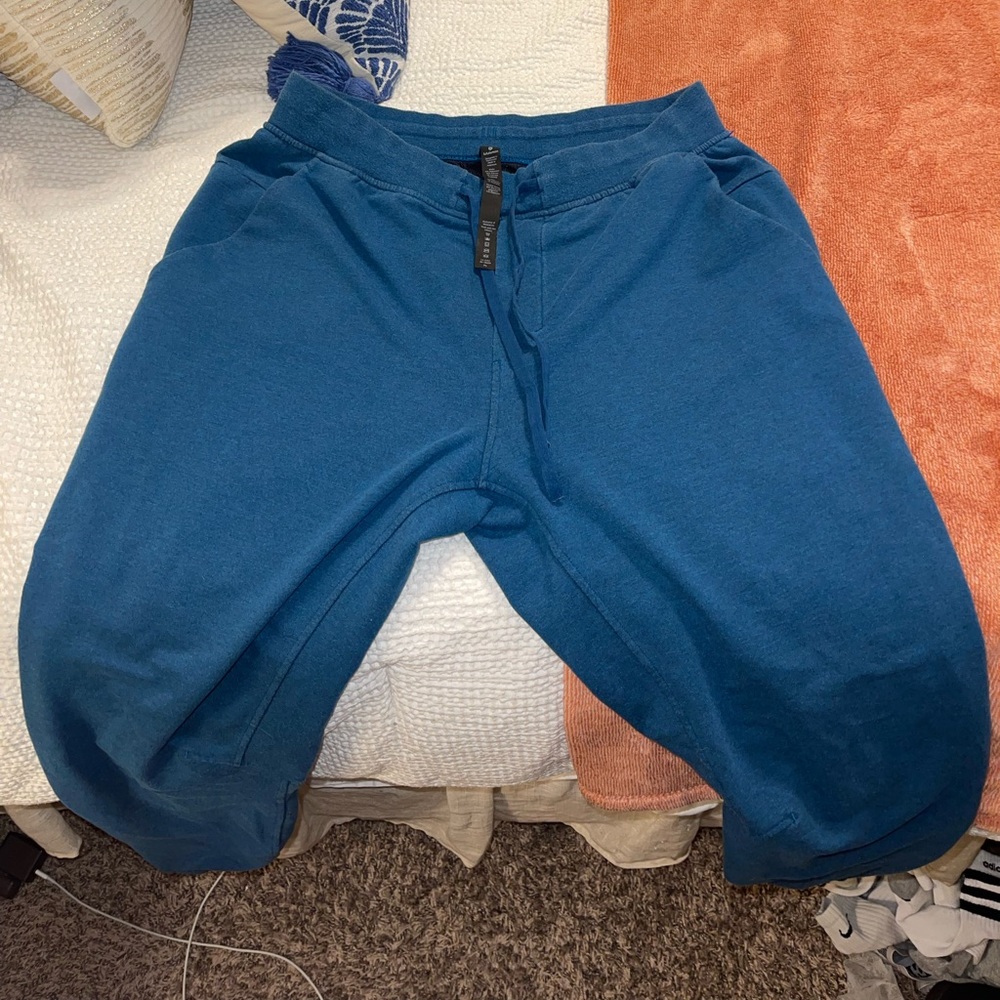 Lulu Lemon men’s Joggers